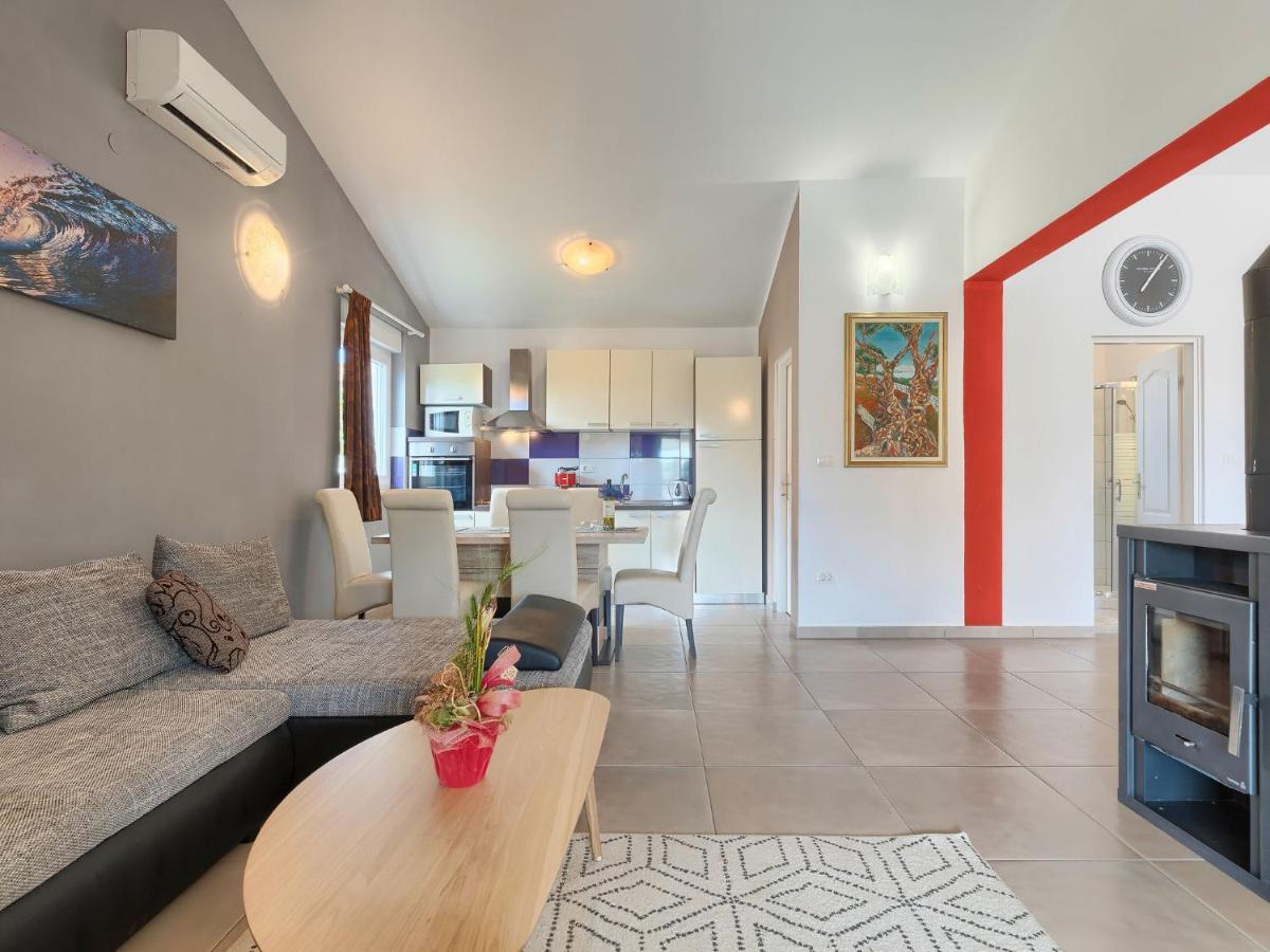 Holiday Home Goldi - Voj512 By Interhome Mednjan المظهر الخارجي الصورة